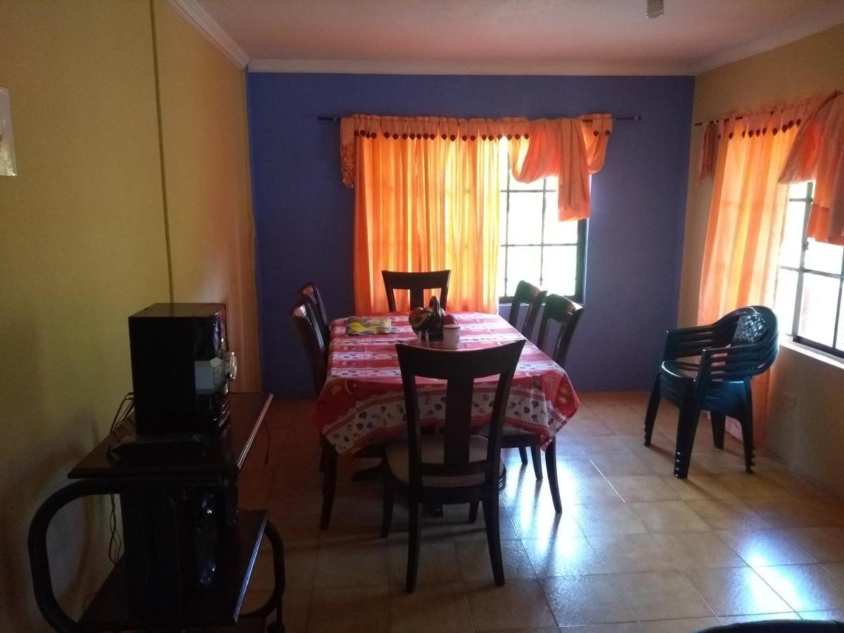 Posada Nativa Miss Casira San Andres  Bagian luar foto