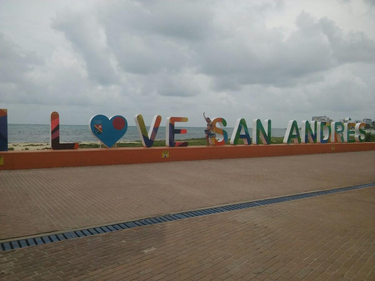 Posada Nativa Miss Casira San Andres  Bagian luar foto