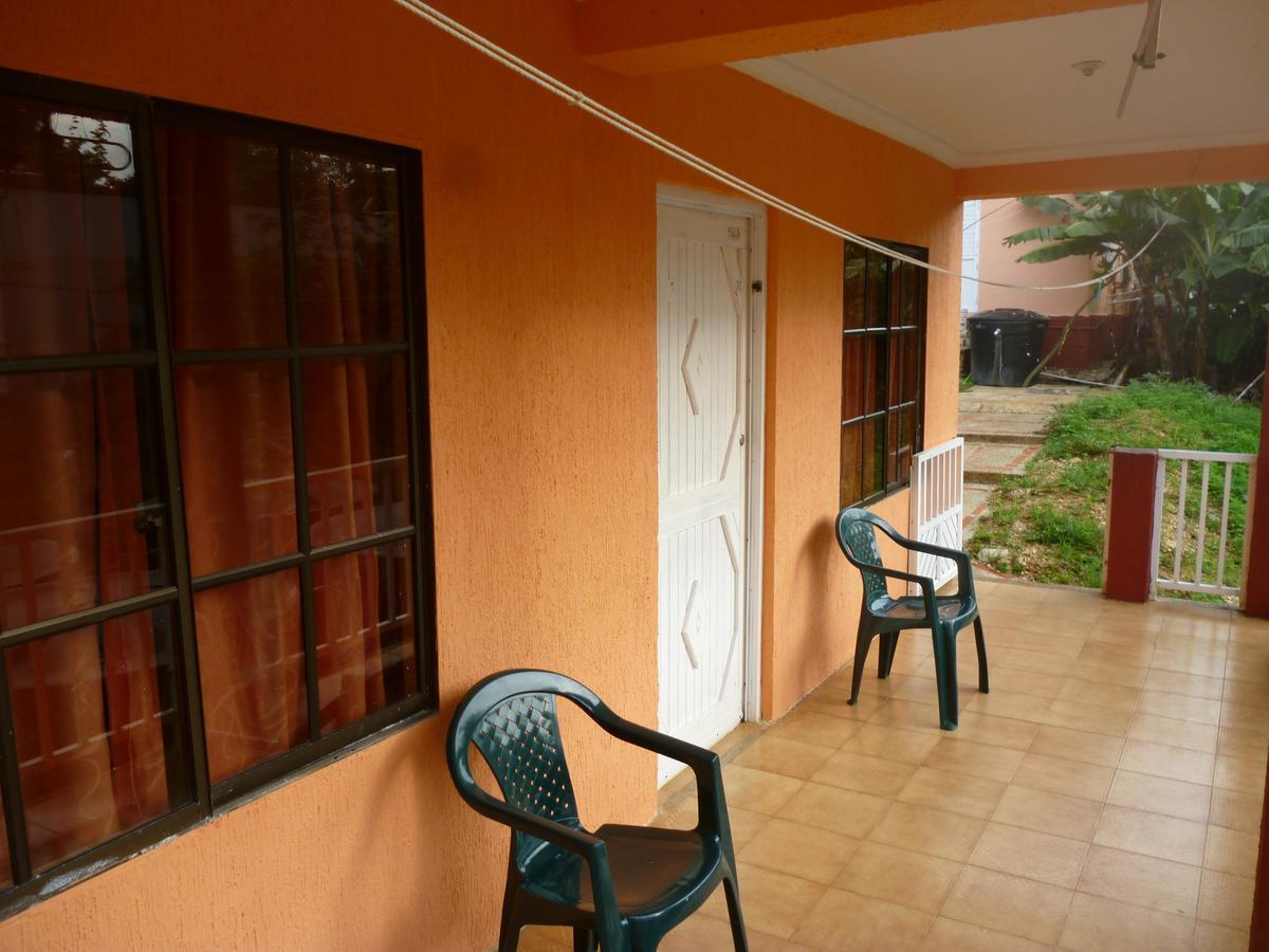 Posada Nativa Miss Casira San Andres  Bagian luar foto